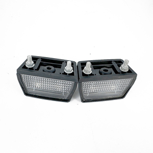 Feu de <span class=keywords><strong>plaque</strong></span> <span class=keywords><strong>d</strong></span>'<span class=keywords><strong>immatriculation</strong></span> LED étanche 12V <span class=keywords><strong>pour</strong></span> <span class=keywords><strong>remorque</strong></span>, camion, camping-car, bateau, SUV et fourgonnette | Feu arrière DC blanc - Product Image 2