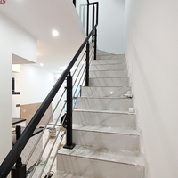 Système de garde-corps en câble en acier inoxydable brossé de qualité supérieure avec verre trempé en PVC pour escalier d'appartement et terrasse, design minimaliste