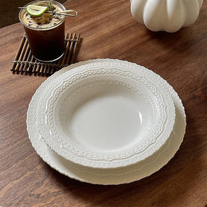Platos de cena de cerámica en <span class=keywords><strong>relieve</strong></span> blanco, <span class=keywords><strong>vajilla</strong></span> de sopa de porcelana en <span class=keywords><strong>relieve</strong></span> francés, <span class=keywords><strong>vajilla</strong></span> de cerámica de lujo - Product Image 1