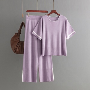 Nuovo abito da donna Casual a maniche corte a contrasto di colore <span class=keywords><strong>pantaloni</strong></span> larghi <span class=keywords><strong>pantaloni</strong></span> <span class=keywords><strong>lunghi</strong></span> a <span class=keywords><strong>spacco</strong></span> due pezzi Set - Product Image 6