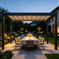 Pergola électrique extérieure en aluminium au design moderne, toit à lamelles réglables, imperméable, rideaux latéraux anti-vent en option, ambiance agréable