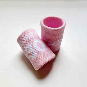 Kualitas tinggi kustom polos warna Solid lembut katun Terry kain olahraga mengangkat kompresi kustom Pink pergelangan tangan pita