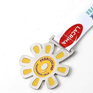 Medallas Personalizadas de Calidad para Maratón, Ciclismo y Triatlón, en Oro, Plata y Bronce, con Cinta y Técnica de Grabado - Product Image 4