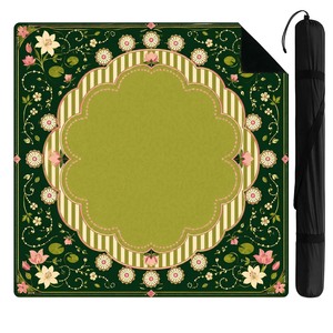 Tapis de Mahjong Thème Golf Américain - Design de terrain de golf vert avec balles et gants de golf, tapis de jeu silencieux antidérapant avec règle de Charleston - Product Image 3