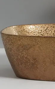 Hot Sale Luxuriöse Galvanik Badezimmer ausstattung Handwäsche Keramik Counter Art Basin Waschbecken in Gold