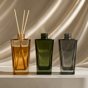 Coffret Cadeau de Parfum Personnalisé en Verre Luxe Vaporisateur Transparent Ambré 300ml Vide pour Parfum ou Désodorisant avec Boîte Incluse - Product Image 4