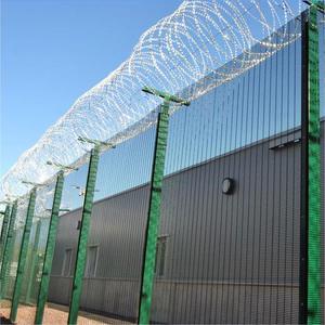 รั้วป้องกันการปีน358เคลือบพีวีซีตาข่ายแยกความปลอดภัยสูงสำหรับการป้องกันพื้นที่สำคัญของเทศบาล - Product Image 6