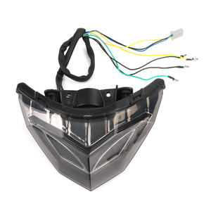 Luz Trasera de Freno con Intermitentes para <span class=keywords><strong>KAWASAKI</strong></span> <span class=keywords><strong>Ninja</strong></span> <span class=keywords><strong>250</strong></span> 300 <span class=keywords><strong>2013</strong></span> 2014 2015 2016 2017 - Product Image 6