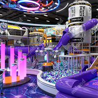 Kommerzielle Spielplatzausrüstung für Kinderclubs, Bällebad zum Fabrikpreis, Komplettes Set mit Röhrenrutsche, Softplay-Labyrinth, Großformat