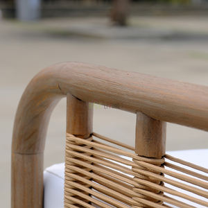 Canapé Westwood, fabriqué en bois de teck durable et en tissage de rotin élégant, est parfait pour les espaces extérieurs dans les maisons, les villas, les hôtels - Product Image 5