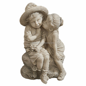 Baciare Ragazzo e Una Ragazza sul Banco del Giardino Statua - Product Image 4