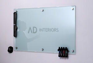 Panneau d'affichage en acrylique mural avec logo personnalisé, facile à installer, avec supports muraux pour les annonces de bureau et les magasins de détail - Product Image 2