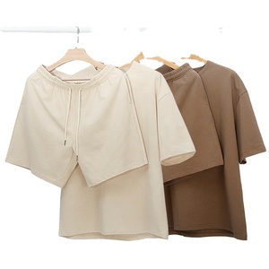 Ropa informal de verano, camiseta de dos piezas y pantalones cortos, traje personalizado, Conjunto de camiseta y pantalones cortos, ropa deportiva - Product Image 1