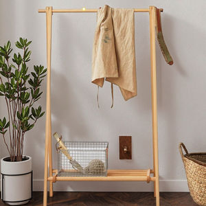 Perchero <span class=keywords><strong>de</strong></span> <span class=keywords><strong>madera</strong></span> maciza europeo Simple moderno estante colgante <span class=keywords><strong>de</strong></span> <span class=keywords><strong>pared</strong></span> <span class=keywords><strong>de</strong></span> <span class=keywords><strong>madera</strong></span> para ropa y sombreros para sala <span class=keywords><strong>de</strong></span> estar - Product Image 6