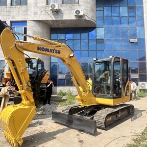 Used KOMATSU PC56-7 PC56-8 Hydraulic Crawler Excavator 5 Ton Mini Digger <b>Construction</b> <b>Machinery</b> PC56-8 for Sale - Product Image 2