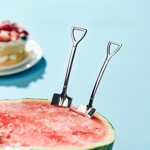 Juego de Cubiertos Desechables Creativos y Elegantes de Acero Inoxidable 304, Tenedor y Cuchara Modernos para Fiestas, <span class=keywords><strong>Pala</strong></span> para Postre de Sandía para Parejas - Product Image 3
