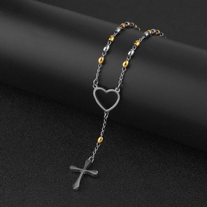 โรงงานผลิตเครื่องประดับ OEM สร้อยข้อมือสแตนเลสชุบทองสำหรับผู้หญิง พร้อมจี้รูปหัวใจสลักลาย สำหรับสวดมนต์คาทอลิก - Product Image 1