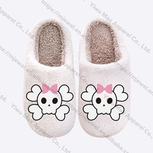 Vente en gros de pantoufles pour femmes pantoufles d'hiver en peluche avec nœud personnalisé pour la maison pantoufles à fourrure pour femmes - Product Image 3