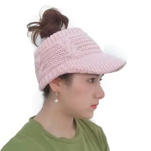 Phụ Nữ Của Ponytail Beanie Hat Với Nút Cho Mặt Nạ, Cross Winter Cao Lộn Xộn Bun Beanie Hat Với Đuôi Ngựa Lỗ