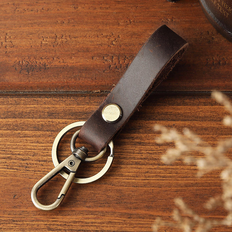 สีน้ำตาลเข้ม