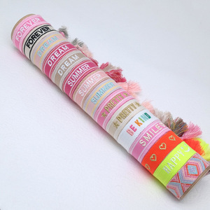 Bracelets personnalisés faits main pour femmes, brodés, en fil de polyester, avec pompon réglable, pour l'amitié - Product Image 3