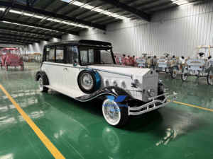 Oldtimer <span class=keywords><strong>voiture</strong></span> de tourisme électrique rétro <span class=keywords><strong>voiture</strong></span> vintage voitures classiques antiques <span class=keywords><strong>pour</strong></span> <span class=keywords><strong>mariage</strong></span> - Product Image 3