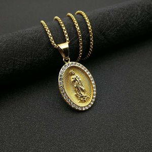 yunnique Stainless Steel Oval Pendant Necklace With <b>Diamond</b> Pave Setting For Unisex Gift - Product Image 2