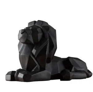 Resin abstract style lion crafts decorate the statue
