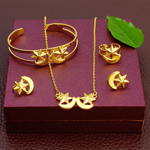 Set di Gioielli FS Vintage con Combinazione Stella e Luna, Placcato in Oro Italiano 18K, per Occasioni Speciali e Feste - Product Image 1