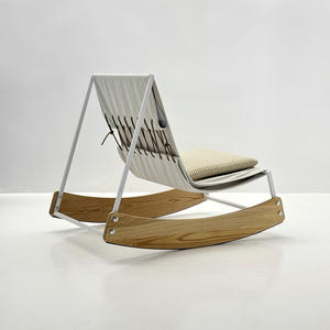 Sillón Reclinable de Madera con Base Oscilante, Minimalista, para Dormitorio o Sala de Estar, Mueble de Lujo - Product Image 2