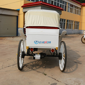 Carruaje Eléctrico Blanco de Lujo de Cuatro Ruedas para Recorridos Turísticos y Bodas, Capacidad para 4-8 Personas, Color y Estilo Personalizables - Product Image 3
