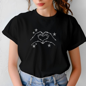 Hot Selling Fashion Trend <strong>T</strong>-<strong>shirt</strong> Printing Heat Press Rhinestone Lady Girl <strong>Face</strong> Cartoon Design Wholesale <strong>t</strong> <strong>Shirt</strong> - Product Image 4