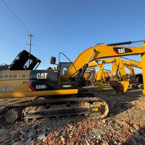 Excavatrice hydraulique Caterpillar 320D2 d'occasion de 20 tonnes, de haute qualité, presque neuve, économe en carburant et puissante, pour projet de construction - Product Image 1