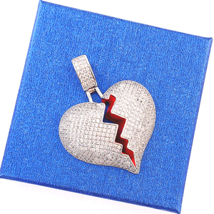 Collares con Colgantes de Corazón Roto en Color Dorado RQ, Latón Brillante con Circonita AAA, Joyería Hip Hop para Hombre - Product Image 1