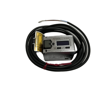 เซ็นเซอร์วัดระยะด้วยเลเซอร์ LR-TB5000 พร้อมเอาต์พุต NPN รองรับ Modbus RTU/TCP รับประกัน 1 ปี สำหรับการทดสอบและวัดค่าทางอุตสาหกรรม LR-TB5000 - Product Image 1