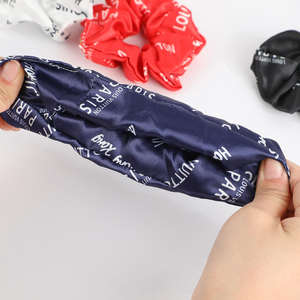 إكسسوارات شعر نسائية من الساتان بشعار مخصص بسعر المصنع تصميم فريد من نوعه من الساتان صقيل - Product Image 2