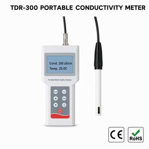 เครื่องวัดค่าการนำไฟฟ้าแบบพกพา TDR 300 ระดับ IP65 กันน้ำ สำหรับวัดค่า EC TDS และความเค็มในน้ำเพื่อการตรวจสอบสภาพแวดล้อม - Product Image 1