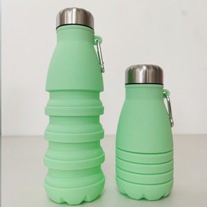 Bouteille d'eau de sport pliable en silicone réutilisable de 550 ml, anti-fuite, écologique, pour une utilisation en extérieur - Product Image 1