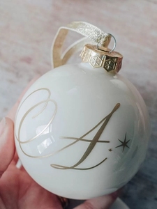 Boules de Noël Alphabet de luxe Boule décorative suspendue Décoration de Noël 2024 une belle addition à votre <span class=keywords><strong>arbre</strong></span> de Noël - Product Image 3