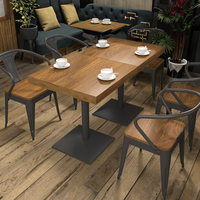 Ensemble Restaurant Commercial Rétro Américain Table et Chaises en Bois Massif pour Hôtel Café Simple Décontracté