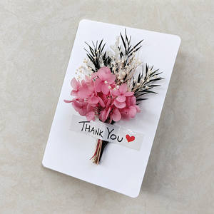 Vente en Gros Petit Bouquet <span class=keywords><strong>de</strong></span> <span class=keywords><strong>Fleurs</strong></span> Séchées Carte <span class=keywords><strong>de</strong></span> Vœux Carte d'Invitation <span class=keywords><strong>de</strong></span> Mariage Fleur Naturelle Carte <span class=keywords><strong>de</strong></span> Remerciement pour Thanksgiving - Product Image 2