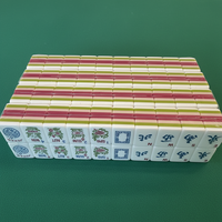 Ensemble de tuiles de mahjong en acrylique de luxe personnalisé avec 4 couches gravées, 160 pièces, plusieurs couleurs disponibles pour un cadeau de voyage