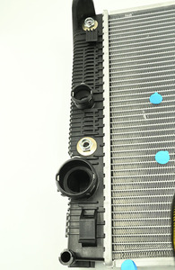 Radiador de coche para Mercedes Benz W204, W212, W207, W218, panal, reubicación, 2045003603 - Product Image 3