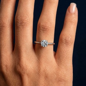 Bague de fiançailles Dylam Top Fine Jewelry en argent 925 plaqué rhodium, solitaire, forme cercle, moissanite D VVS1, pour femme, mariage - Product Image 3