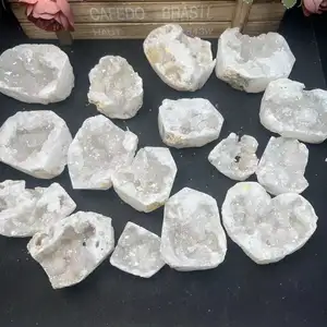 Wholesale High Quality Natural Crystal Clear Quartz Point With Geode Cluster For Decoration