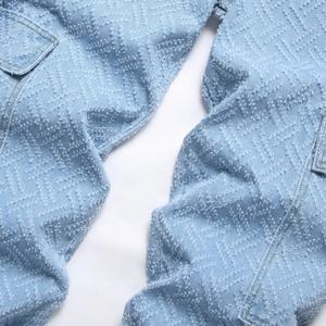 Nouveau jean droit pour homme 2025 - Tissu denim de haute qualité avec lavage à l'eau bleu clair, adapté à un usage quotidien décontracté - Product Image 3