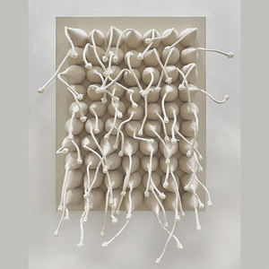 Sculpture murale contemporaine minimaliste en <span class=keywords><strong>fil</strong></span> de lin tressé 3D en forme de sphère pour les espaces de galeries et de musées - Product Image 1