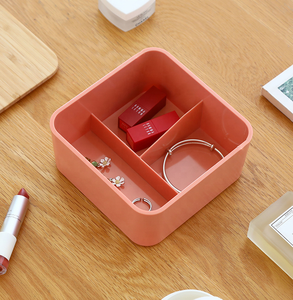 BSCI recyclage miroir de table en bambou au design carré de haute qualité miroir cosmétique en bambou avec rangement en plastique - Product Image 5