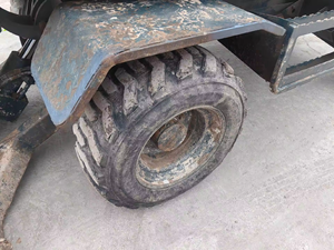 Excavadora Hyundai 60WVS Usada de 6 Toneladas a Bajo Precio, Mini Excavadora de Ruedas Original Hyundai 60WVS Usada en Venta de Segunda Mano - Product Image 4