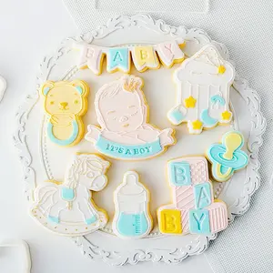 Nieuwe Cookie Tool Baby Boy Fondant Koekvorm Acryl Embossing Mal Baby Fopspeen Hand Bell Trojan Paard Plastic Koekjessnijder